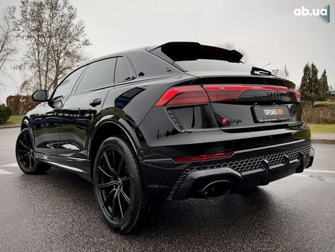 Audi RS Q8 2024 - фото 8