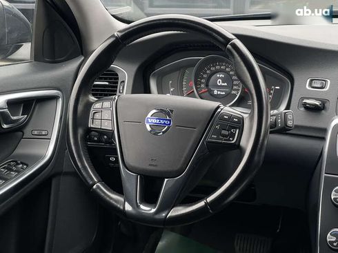 Volvo V60 2013 - фото 18