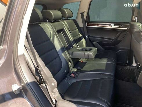 Volkswagen Touareg 2012 - фото 27