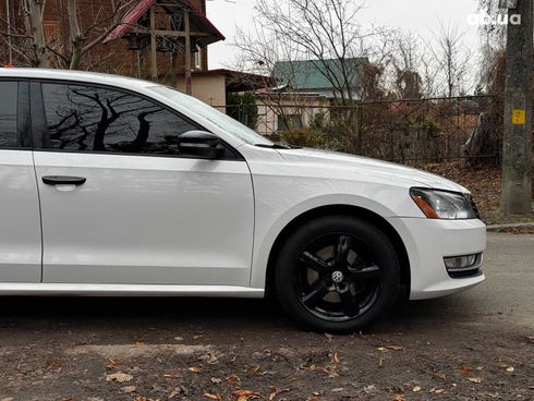 Volkswagen Passat 2013 белый - фото 4