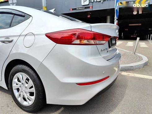 Hyundai Elantra 2016 - фото 14