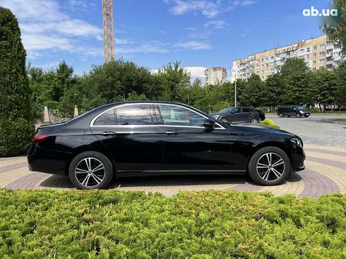 Mercedes-Benz E-Класс 2022 - фото 8