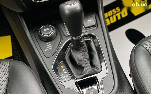 Jeep Cherokee 2019 - фото 18