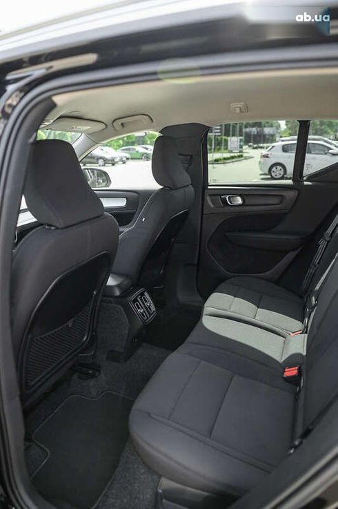 Volvo XC40 2020 - фото 21