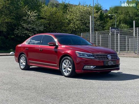 Volkswagen Passat 2016 - фото 2