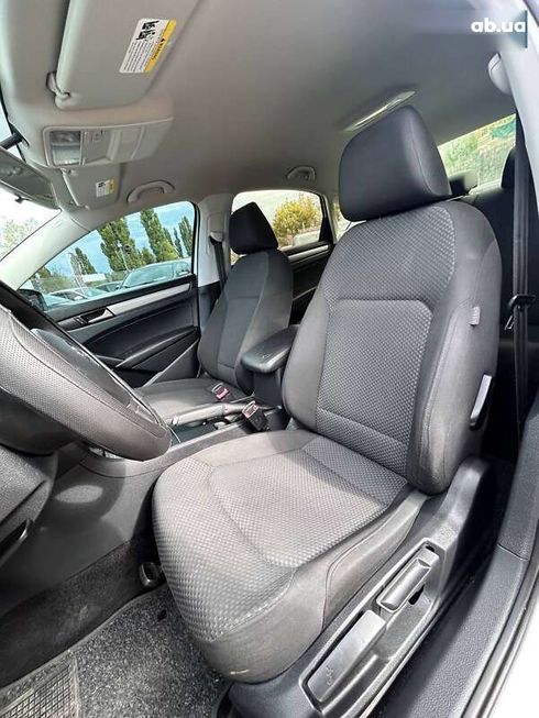 Volkswagen Passat 2014 - фото 14