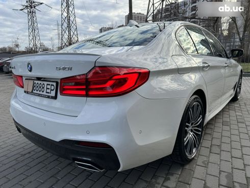 BMW 5 серия 2018 белый - фото 12