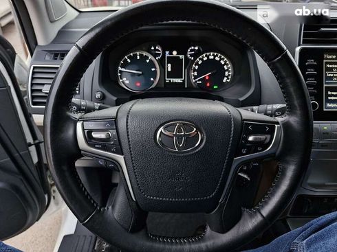 Toyota Land Cruiser Prado 2021 - фото 23
