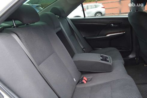 Toyota Camry 2011 - фото 13