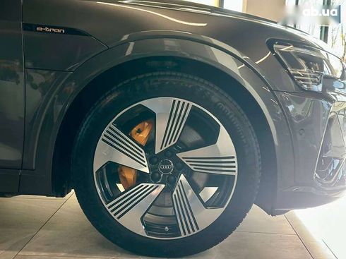 Audi E-Tron 2020 - фото 4