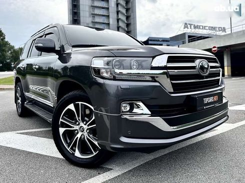 Toyota Land Cruiser 2020 - фото 21