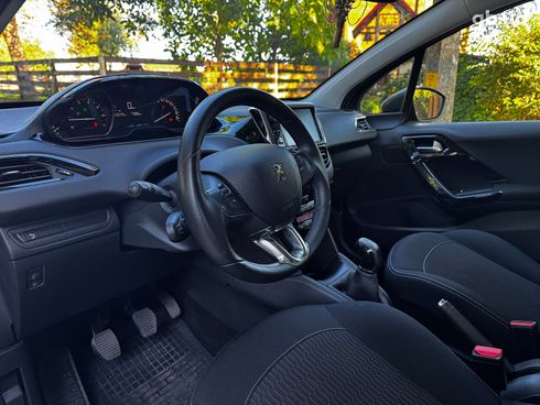 Peugeot 208 2019 серый - фото 12