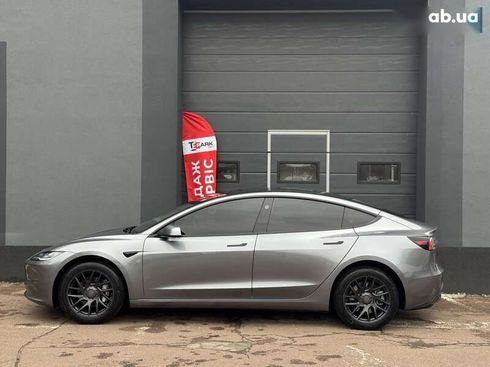 Tesla Model 3 2024 - фото 6