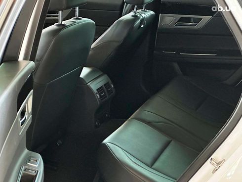 Jaguar XF 2016 белый - фото 15