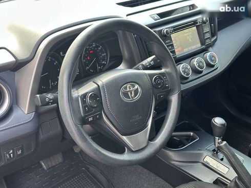 Toyota RAV4 2016 - фото 19