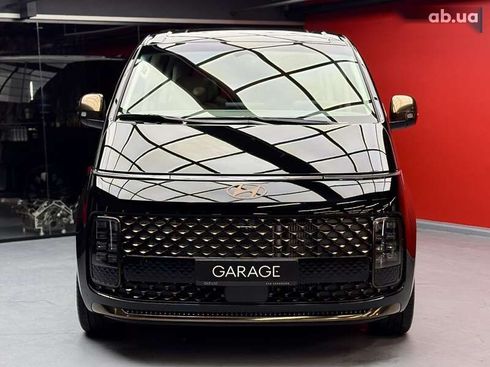 Hyundai Staria 2025 - фото 2
