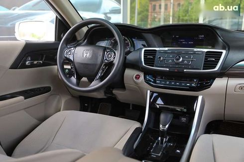Honda Accord 2016 - фото 9