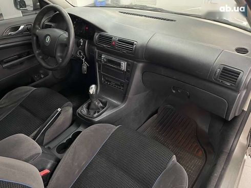 Skoda Superb 2006 - фото 23