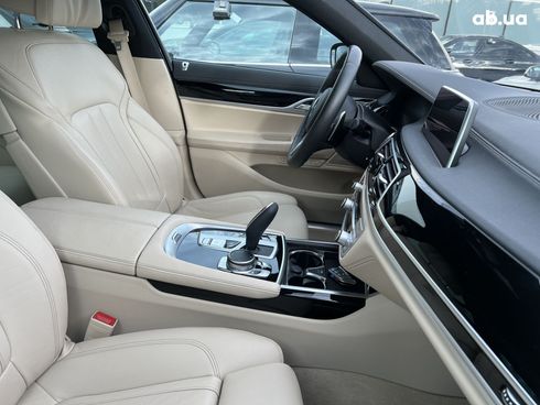 BMW 7 серия 2021 - фото 19