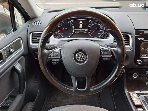 Volkswagen Touareg 2012 - фото 28