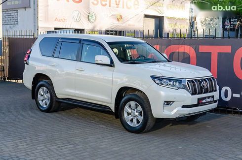 Toyota Land Cruiser Prado 2020 - фото 3