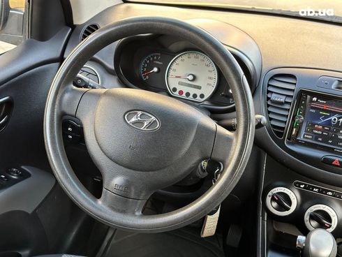 Hyundai i10 2009 желтый - фото 36