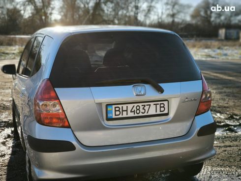 Honda Jazz 2005 серебристый - фото 7