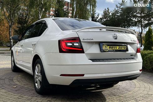 Skoda Octavia 2019 - фото 5