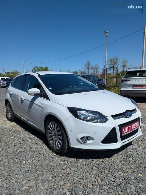 Ford Focus 2011 - фото 3