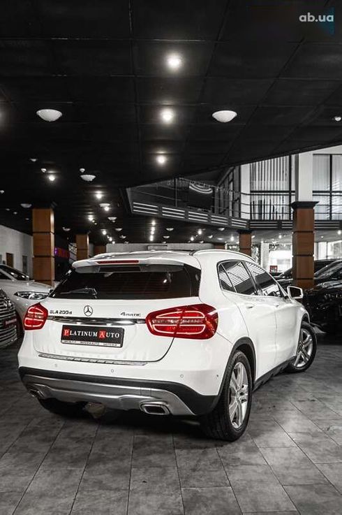 Mercedes-Benz GLA-Класс 2016 - фото 25