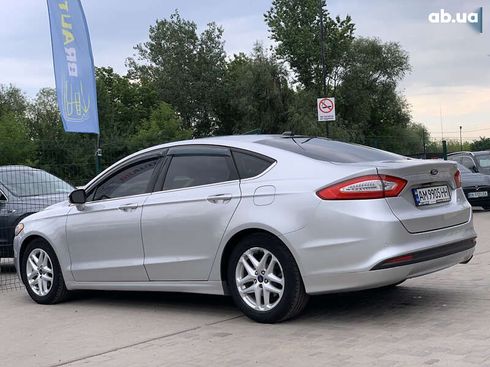 Ford Fusion 2015 - фото 17