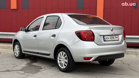 Renault Logan 2017 - фото 16