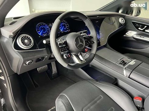 Mercedes-Benz EQE-Класс 2022 - фото 12