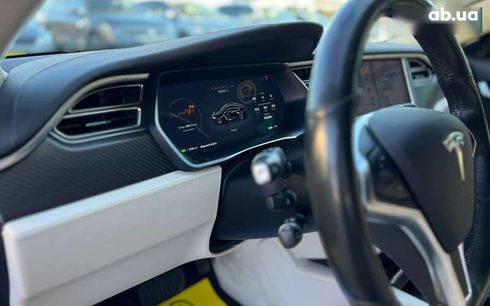 Tesla Model S 2018 - фото 16