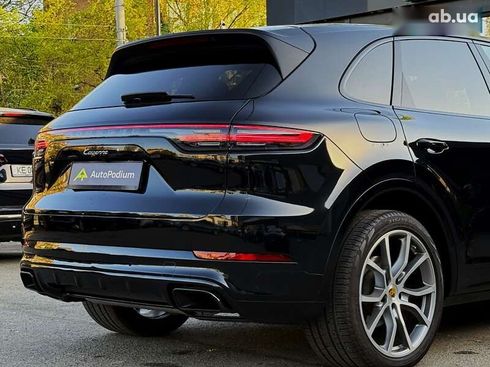 Porsche Cayenne 2021 - фото 20