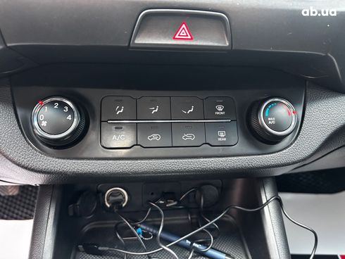 Kia Sportage 2012 черный - фото 44