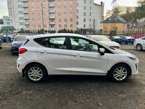 Ford Fiesta 2018 - фото 7