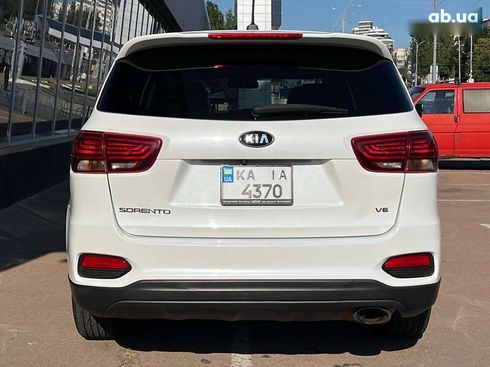 Kia Sorento 2019 - фото 6