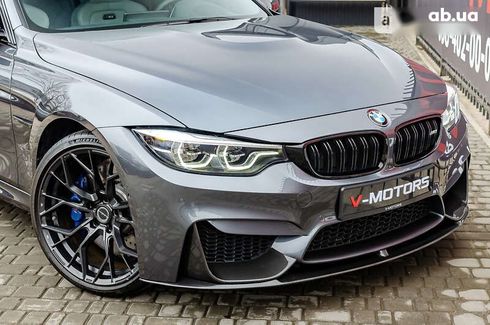 BMW M3 2018 - фото 11