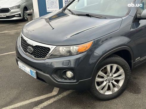 Kia Sorento 2010 - фото 10