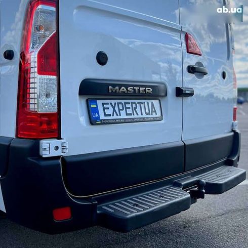 Renault Master 2015 - фото 12