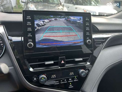 Toyota Camry 2024 - фото 25