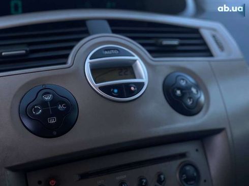 Renault Scenic 2005 - фото 23