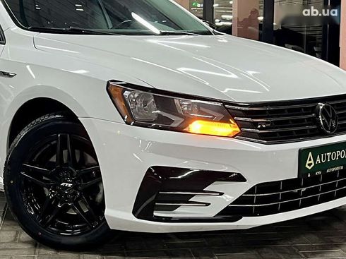 Volkswagen Passat 2018 - фото 4
