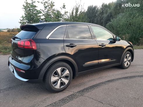 Kia Niro Hybrid 2017 черный - фото 13