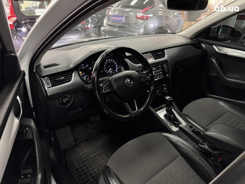 Skoda Octavia 2016 белый - фото 13