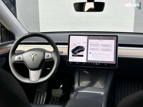 Tesla Model Y 2024 - фото 18
