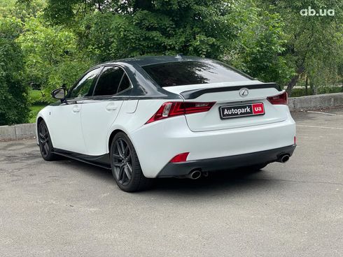 Lexus IS 2016 белый - фото 5