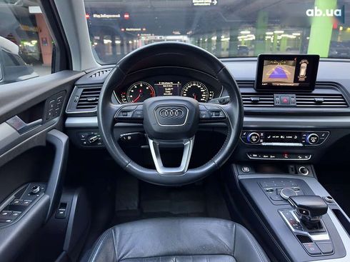 Audi Q5 2017 - фото 16