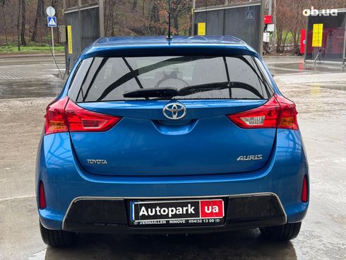 Toyota Auris 2014 синий - фото 6
